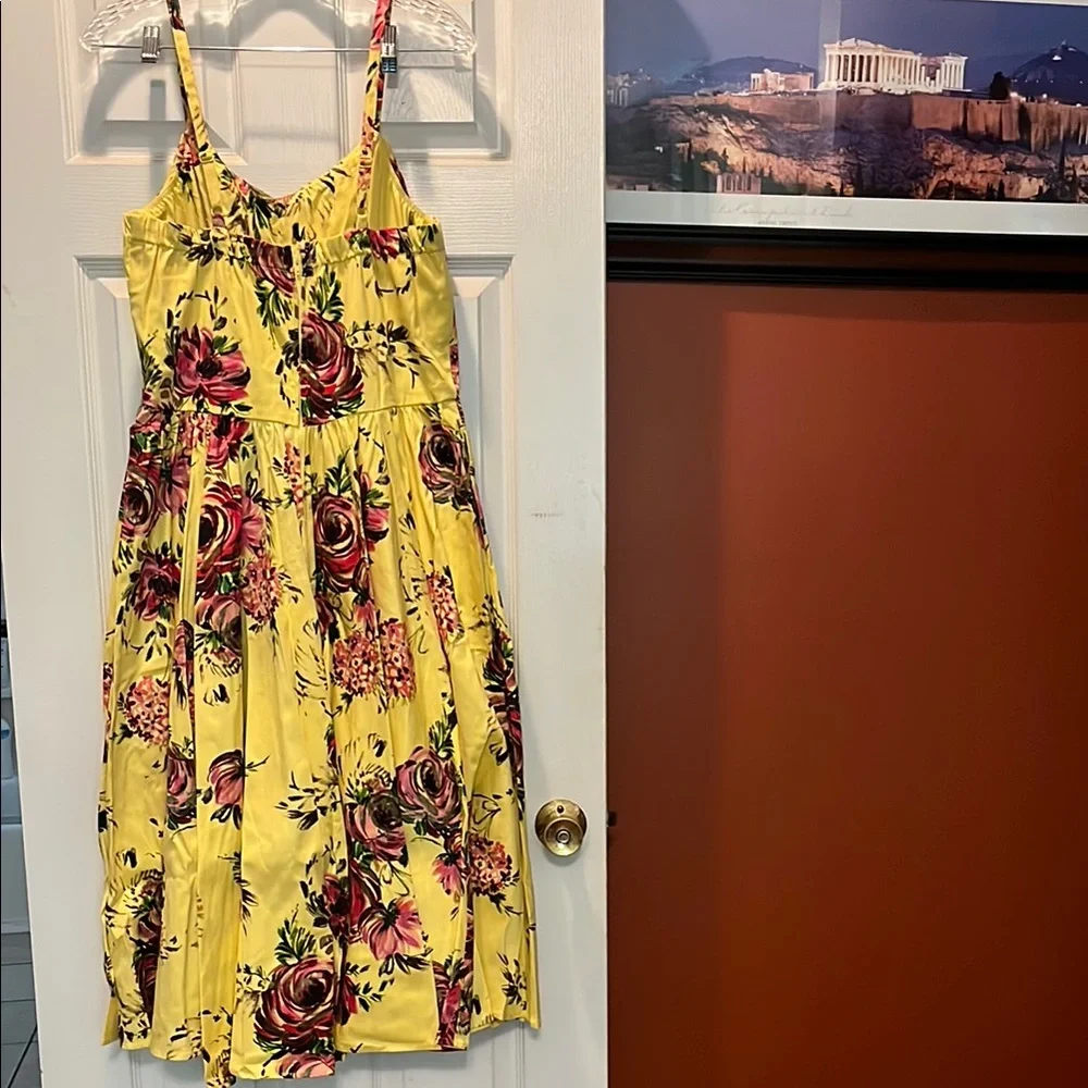 PUG Ella dress in yellow floral - Picture 2 of 5